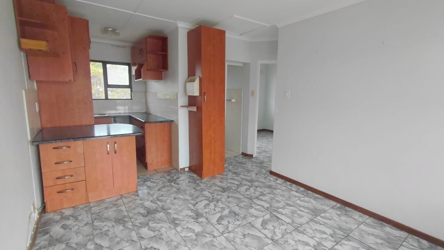 To Let 2 Bedroom Property for Rent in Quigney Eastern Cape